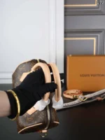 LV SPEEDY 20 ハンドバッグ ショルダーバック ケース付き 20*14CM - 画像 (8)