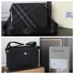 Burberry カメラ ショルダーバッグ ケース付き 28*12cm 26*17cm - 画像 (3)