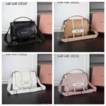 MIU MIU ショルダーバック ケース付き 30*22cm - 画像 (3)